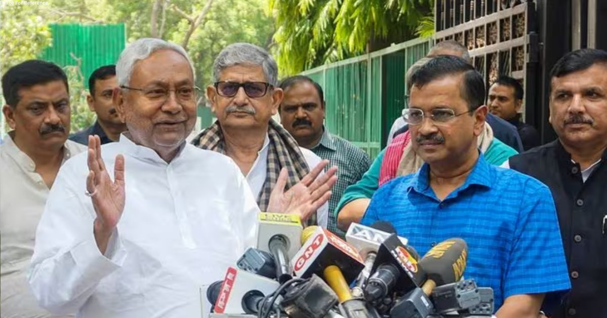 Delhi Govt Vs LG: Nitish Kumar extends support to Arvind Kejriwal against Centre's ordinance